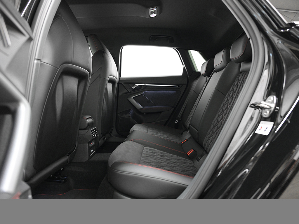 Audi A3 Sportback TFSI e S tronic S Line KlimatisierungspaketPlus+Dachreling+AudiSoundsystem