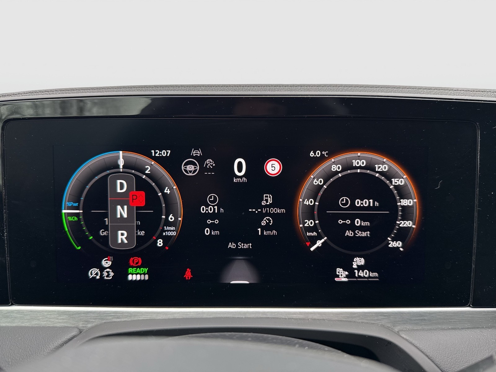 Volkswagen Passat Variant 1.5 HYBRID ELEGANCE NEUES MODELL