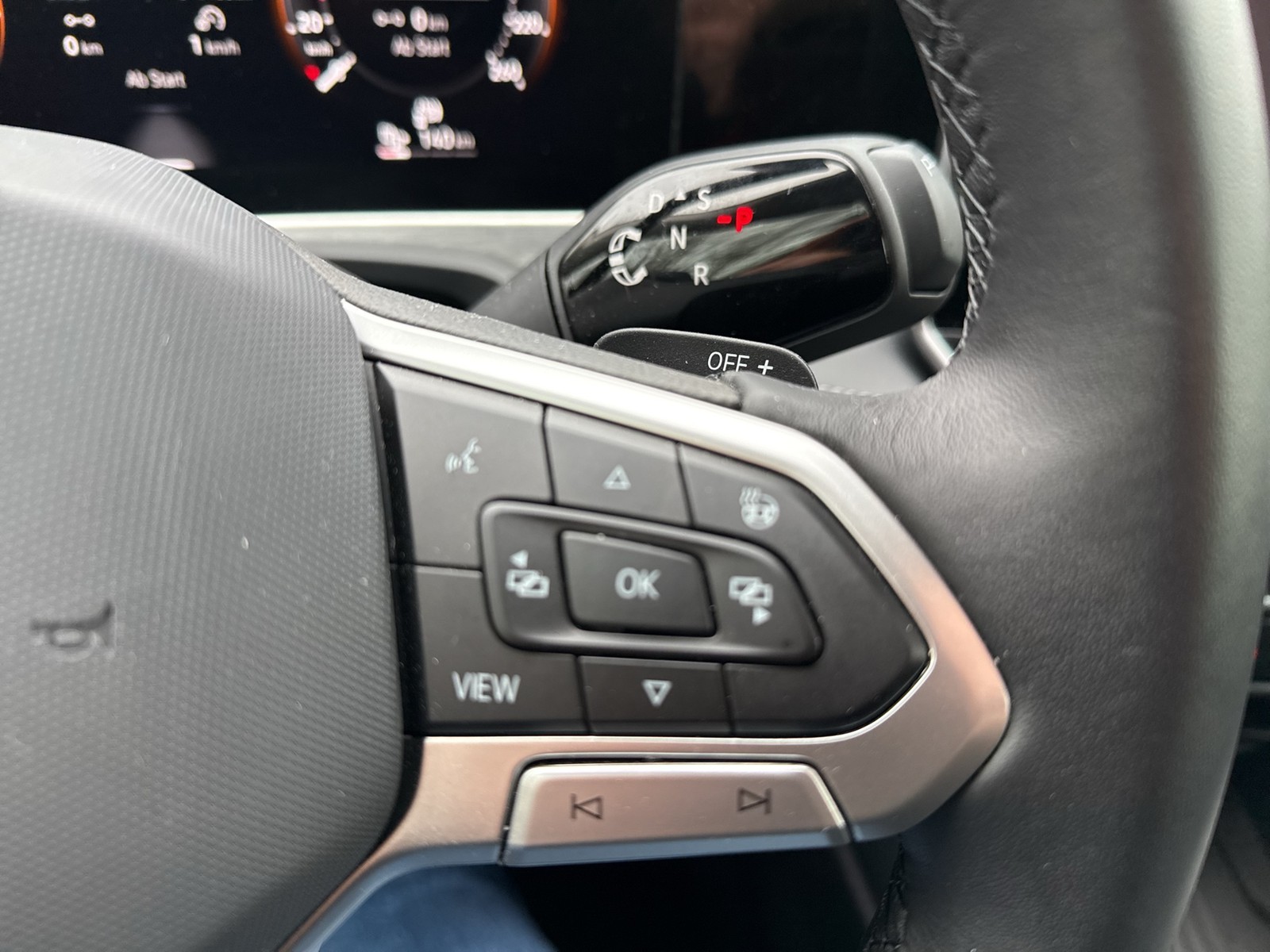 Volkswagen Passat Variant 1.5 HYBRID ELEGANCE NEUES MODELL