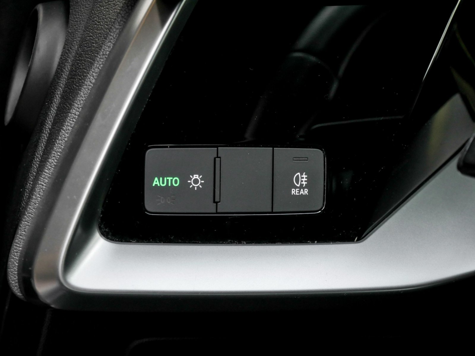 Audi A3 Sportback 40 HYBRID advanced NAVI+ LM17 LED