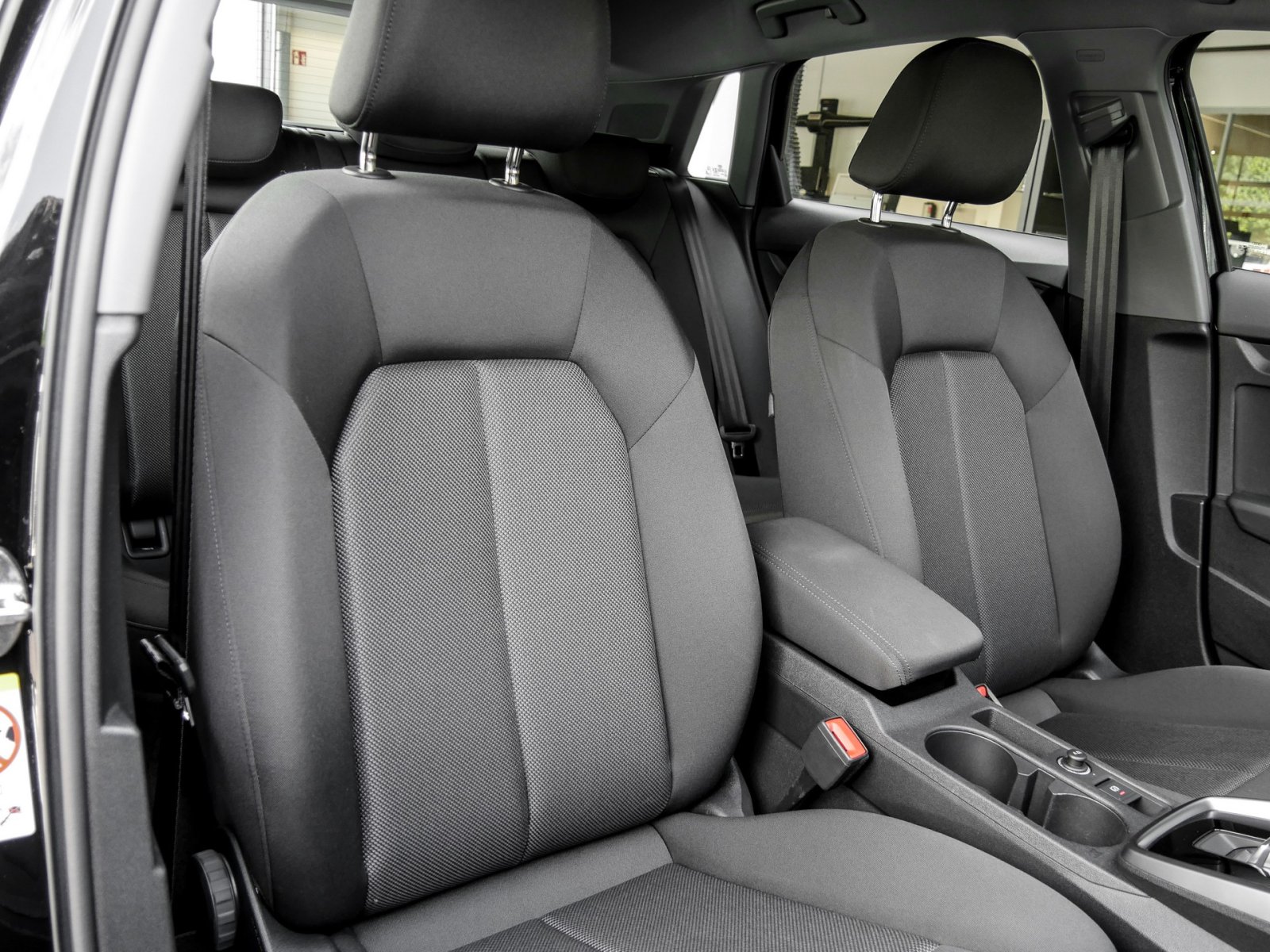 Audi A3 Sportback 40 HYBRID advanced NAVI+ LM17 LED