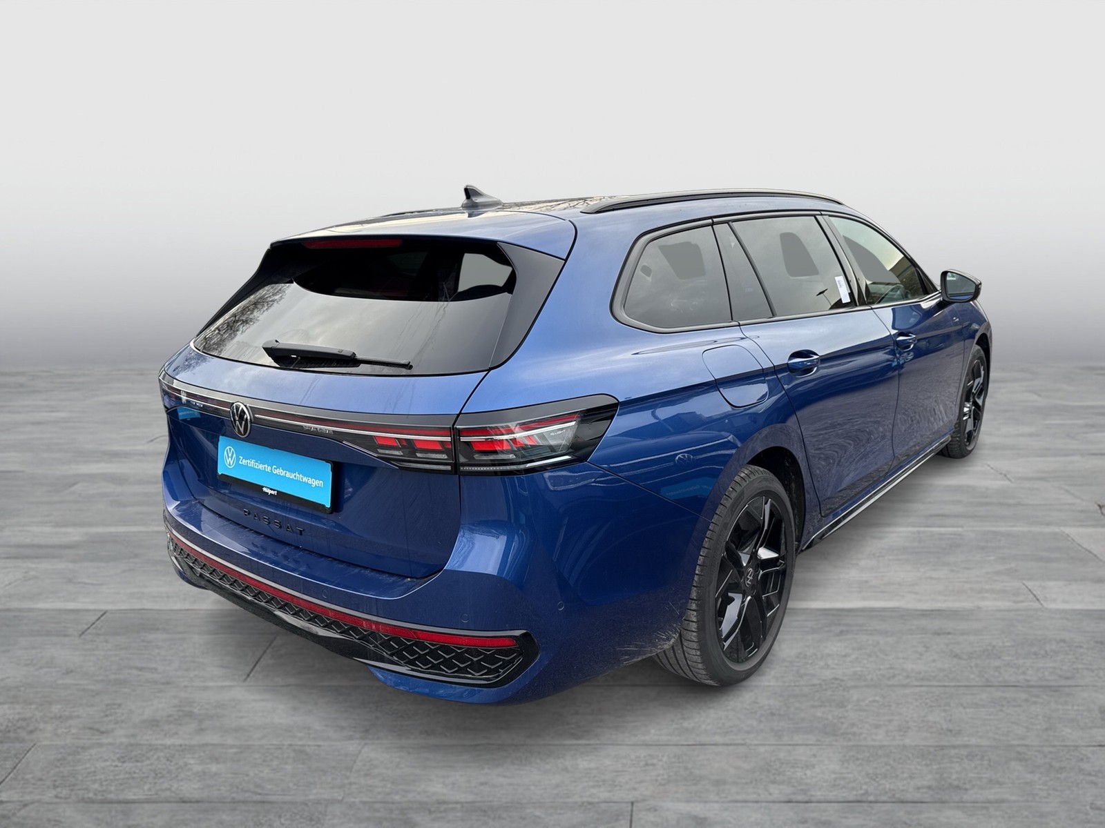 Volkswagen Passat Variant 1.5 HYBRID R-LINE NEUESMODELL AHK