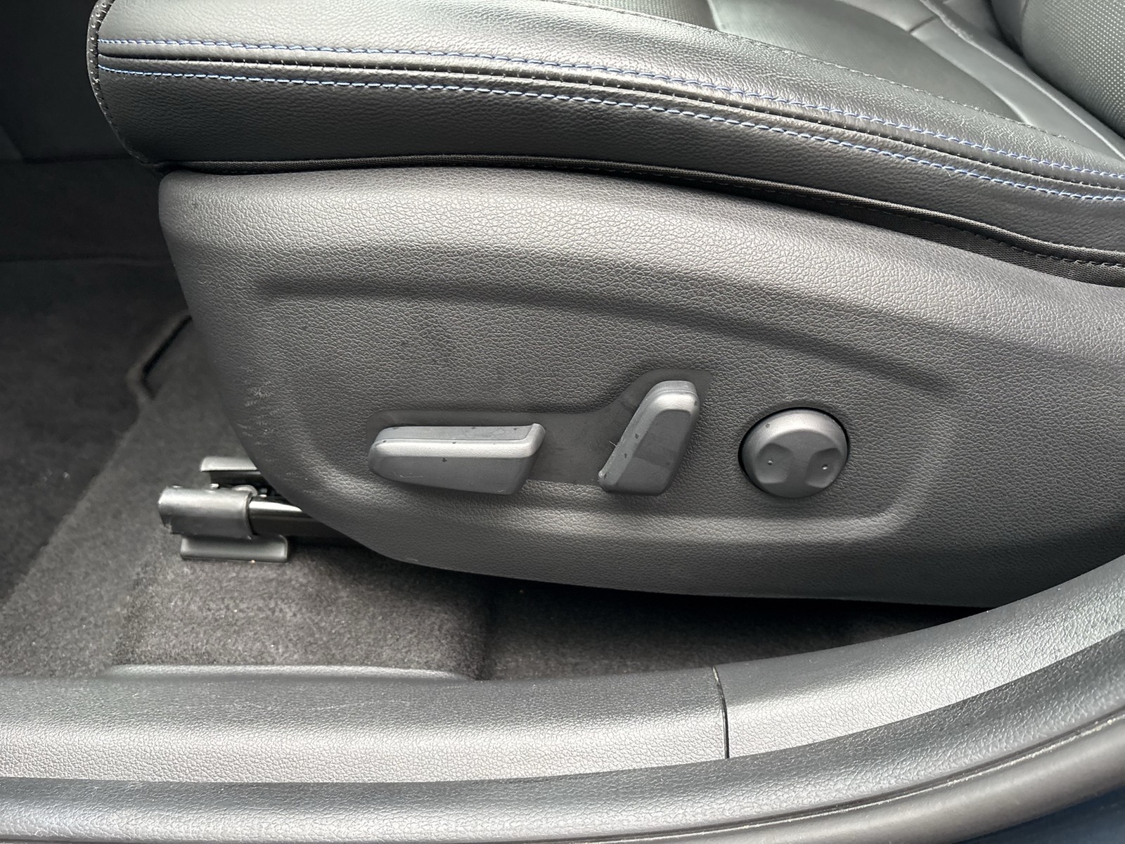 Hyundai Kona Prime Elektro WÄRMEPUMPE KAMERA LEDER