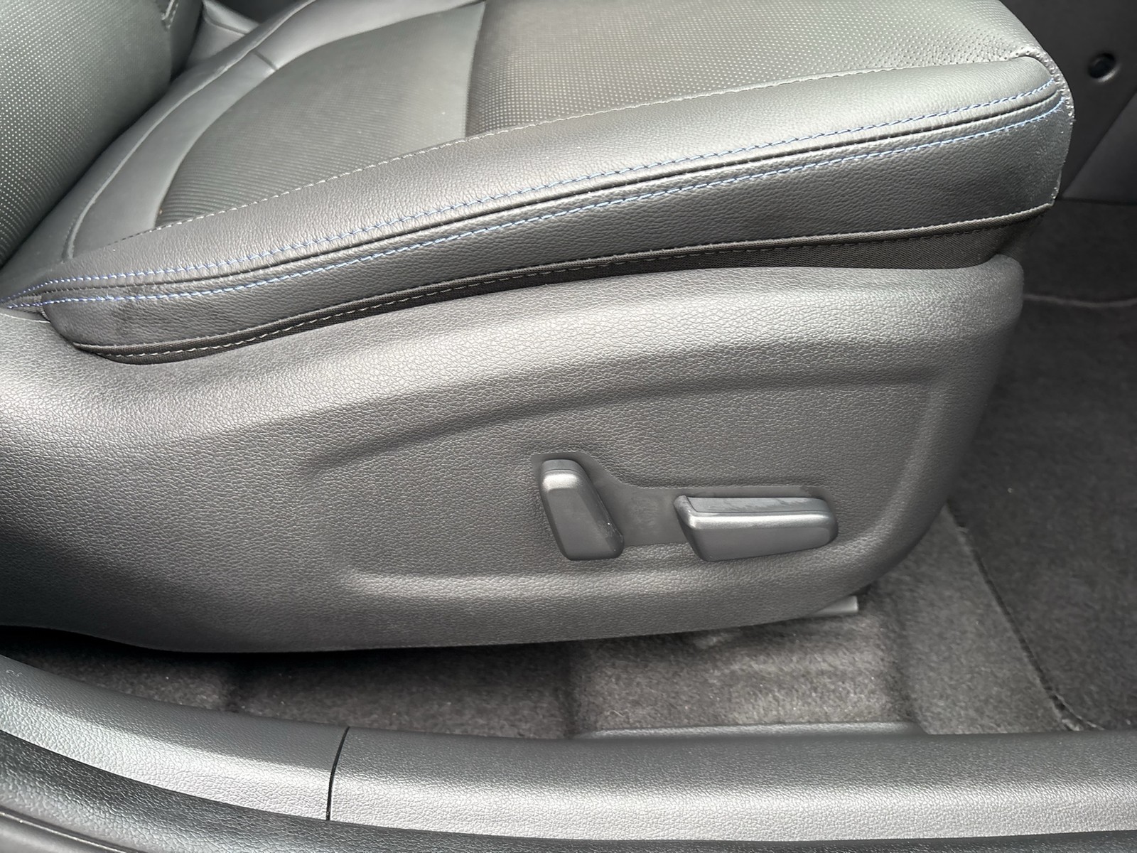 Hyundai Kona Prime Elektro WÄRMEPUMPE KAMERA LEDER