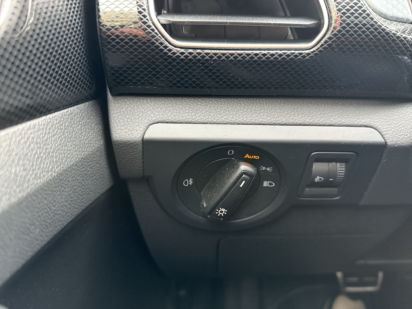 Volkswagen T-Cross 1.5 GOAL ACC CARPLAY ALU SITZHEIZUNG LED