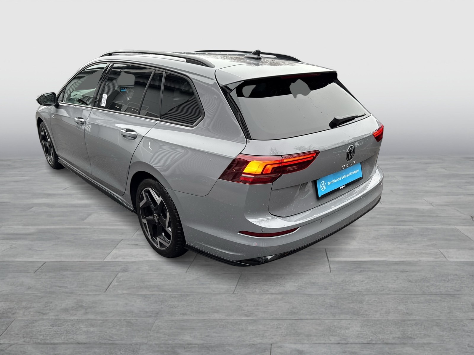 Volkswagen Golf Variant VIII 1.5 R-LINE FACELIFT CAM ACC