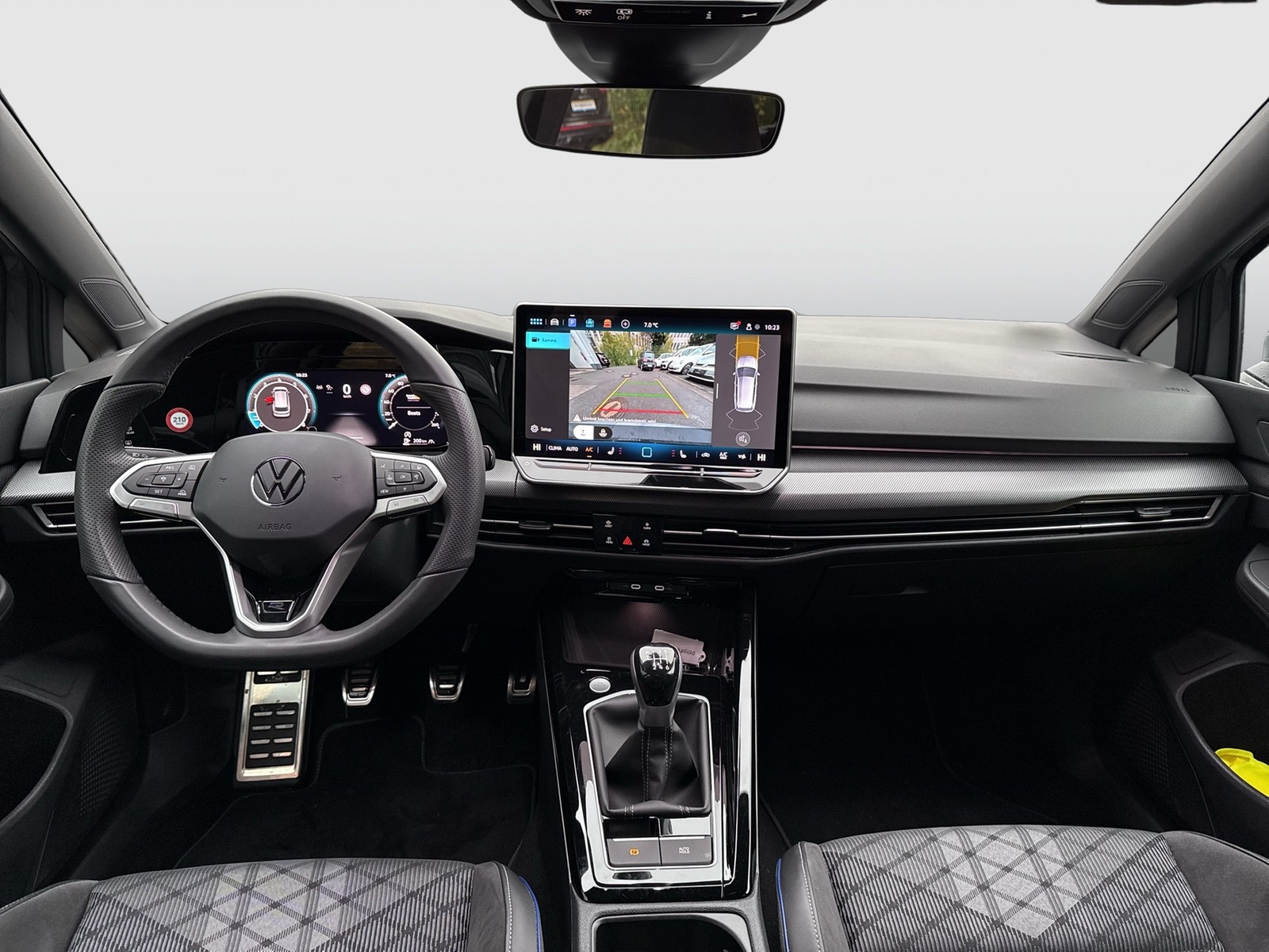 Volkswagen Golf Variant VIII 1.5 R-LINE FACELIFT CAM ACC