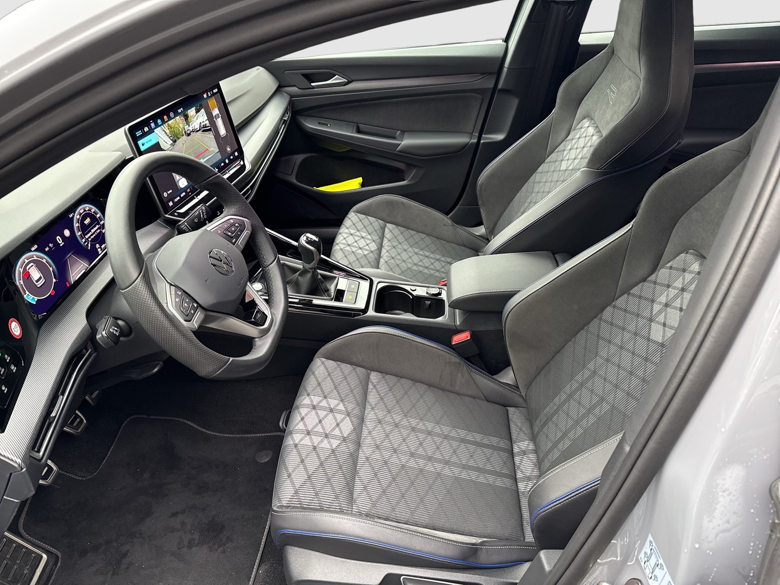 Volkswagen Golf Variant VIII 1.5 R-LINE FACELIFT CAM ACC