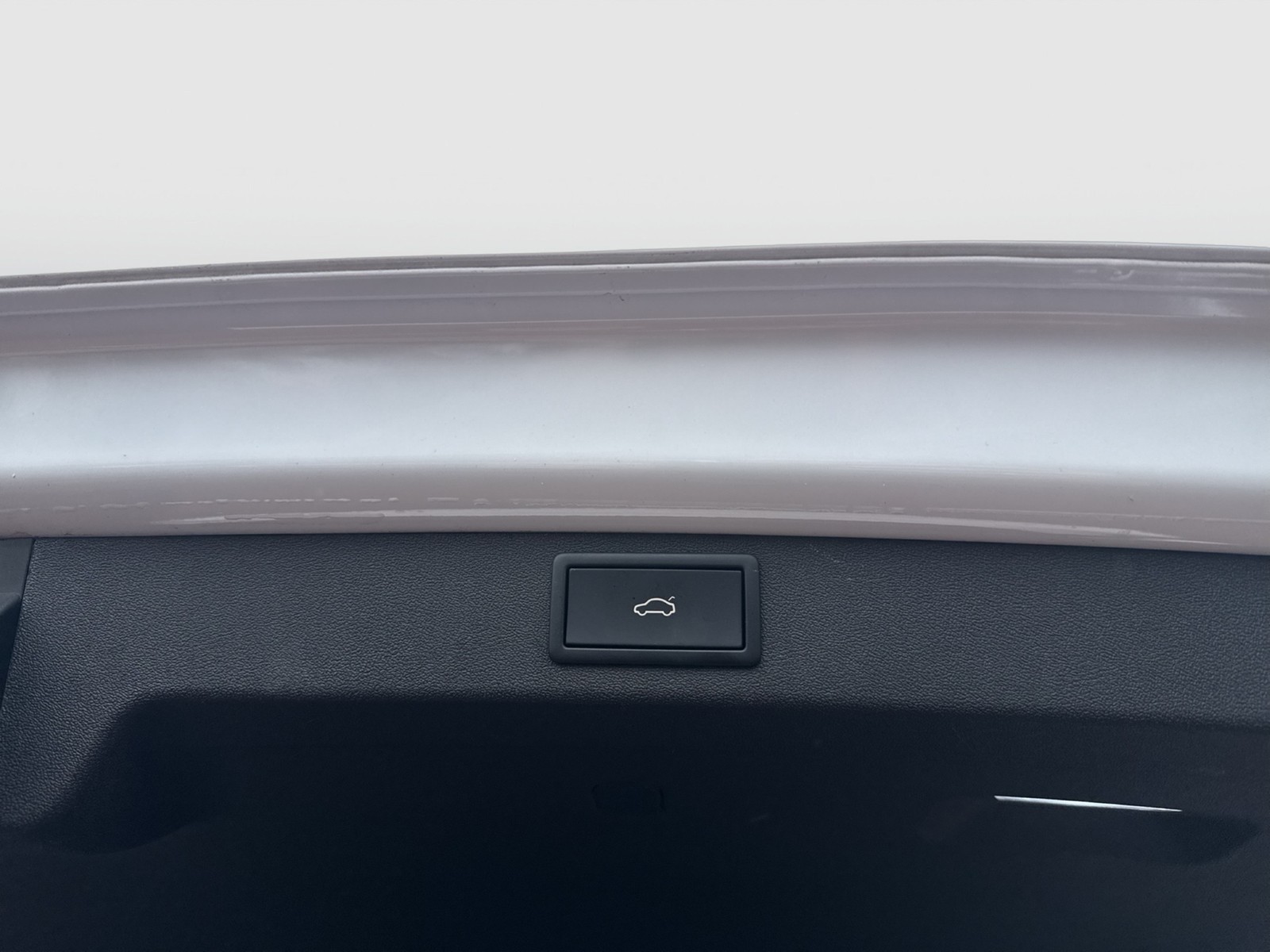 Skoda Enyaq 80 SPORTLINE WÄRMEPUMPE 360°CAM ACC LM20