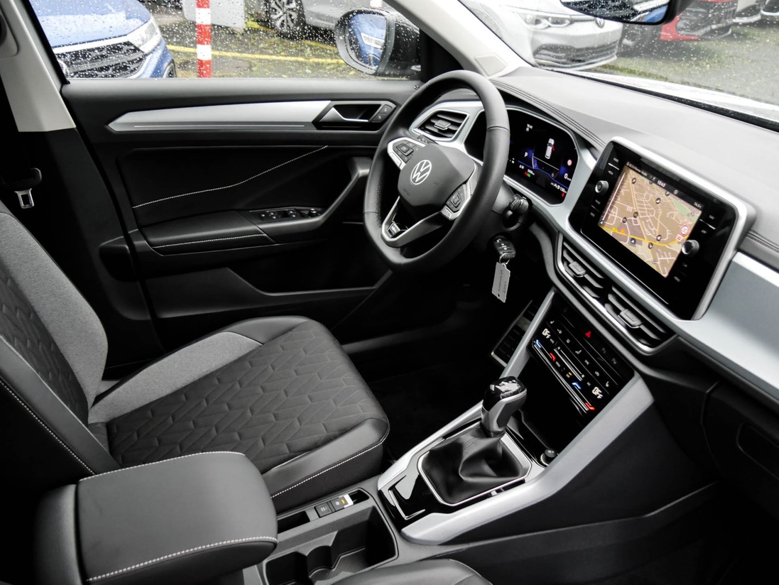 Volkswagen T-Roc 2.0 GOAL AHK CAM ACC LM17 NAVI SITZHEIZUNG