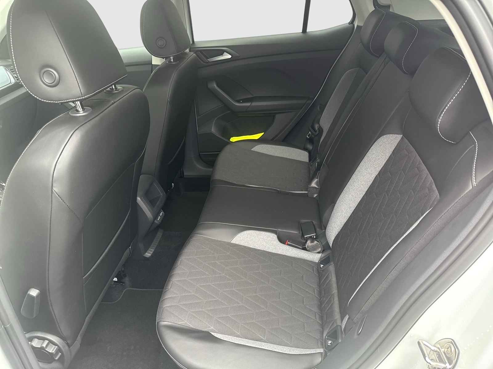 Volkswagen T-Cross 1.5 GOAL CAM ACC CARPLAY ALU SITZHEIZUNG