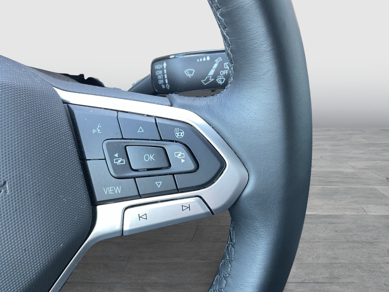 Volkswagen Golf Variant VIII 2.0 GOAL FACELIFT CAM CARPLAY