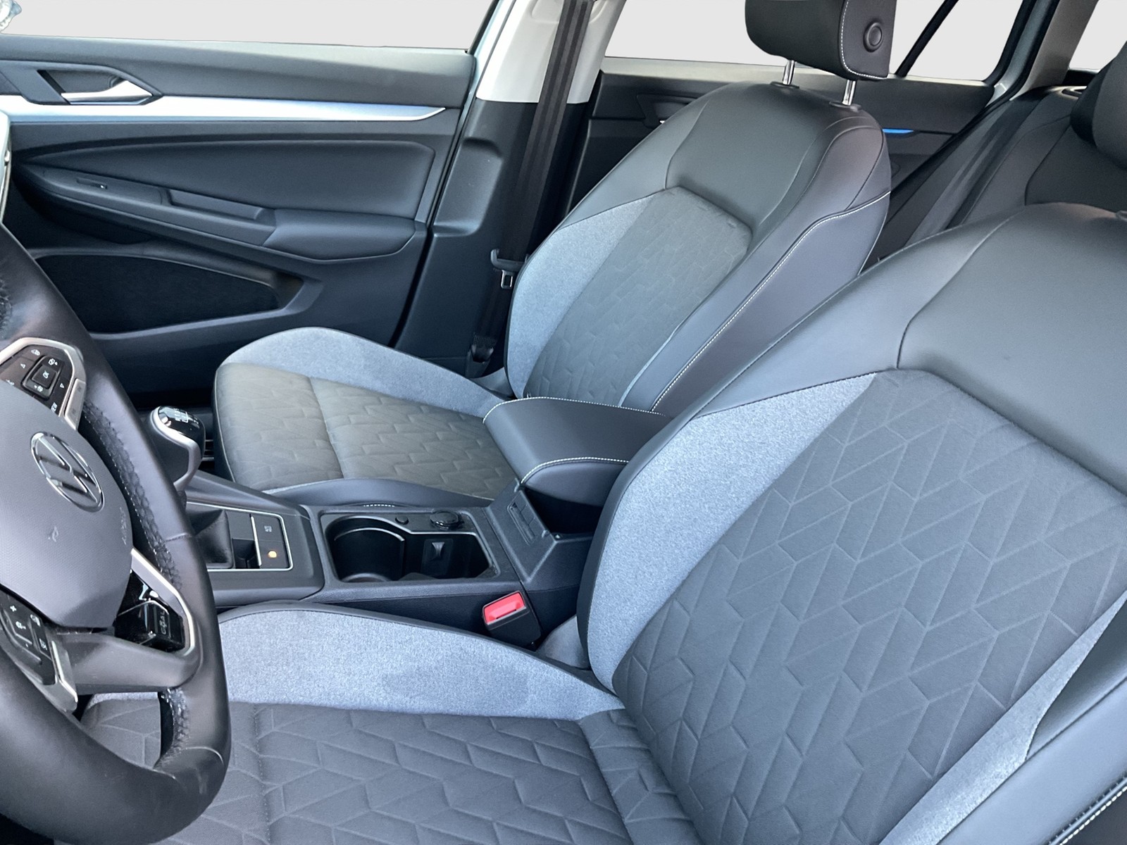 Volkswagen Golf Variant VIII 2.0 GOAL FACELIFT CAM CARPLAY