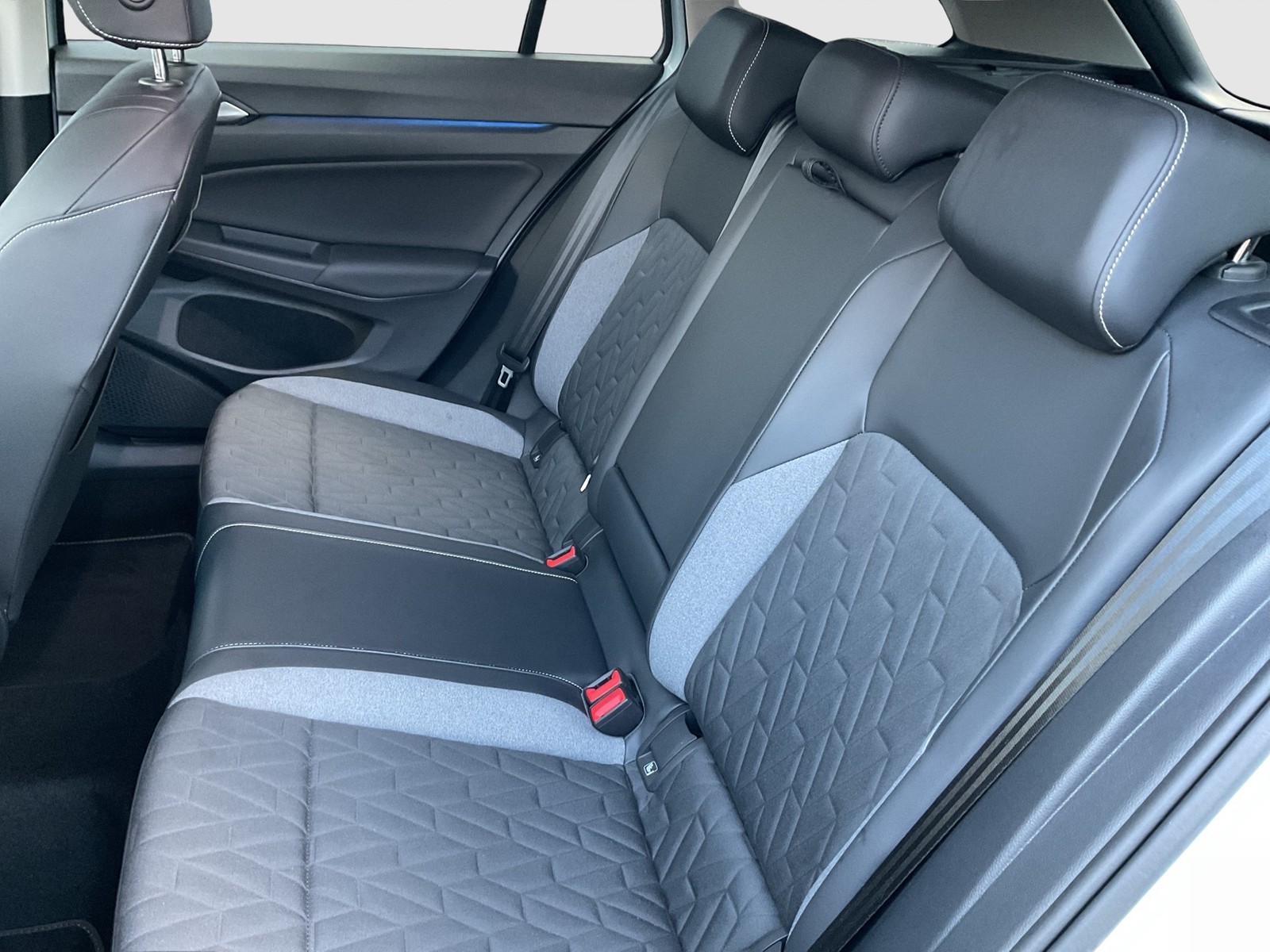 Volkswagen Golf Variant VIII 2.0 GOAL FACELIFT CAM CARPLAY