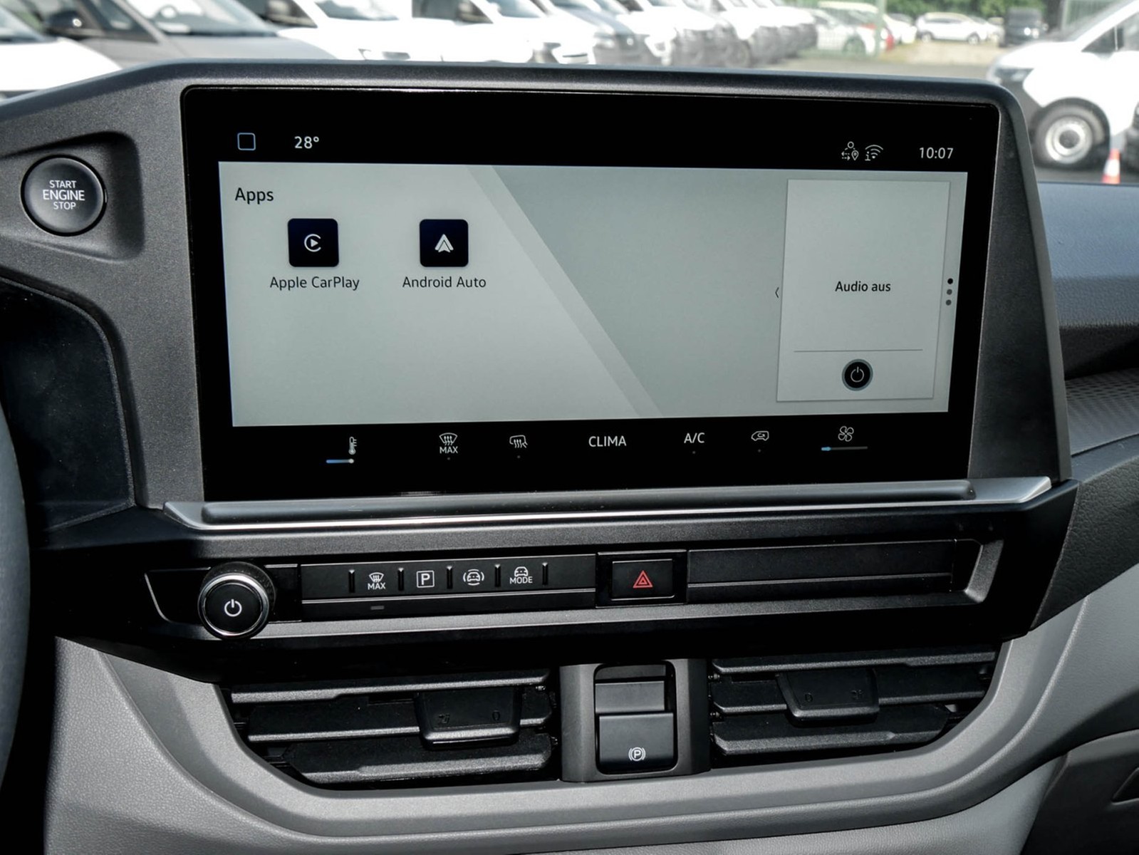 Volkswagen T7 Transporter KR KASTEN CAM AHK-VORB. HOLZBODEN