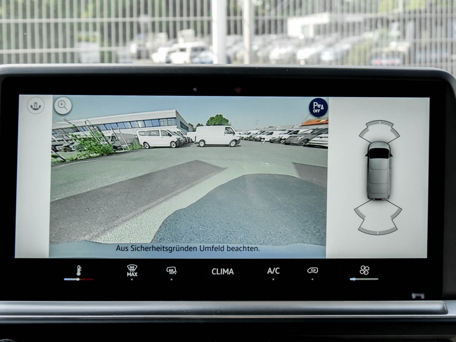 Volkswagen T7 Transporter KR KASTEN CAM AHK-VORB. HOLZBODEN