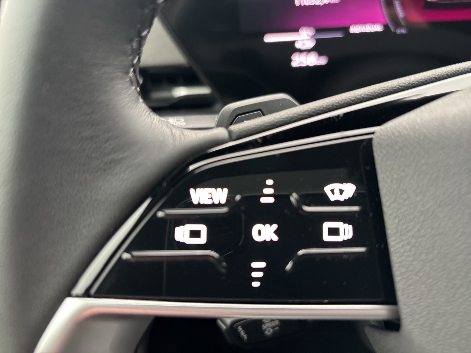 Audi A6 e-tron Avant quattro S LINE PANO B&O AHK LM21