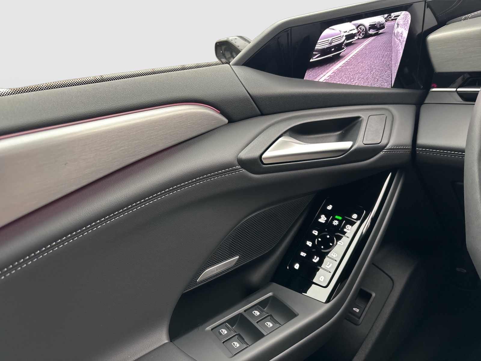 Audi A6 e-tron Avant quattro S LINE PANO B&O AHK LM21