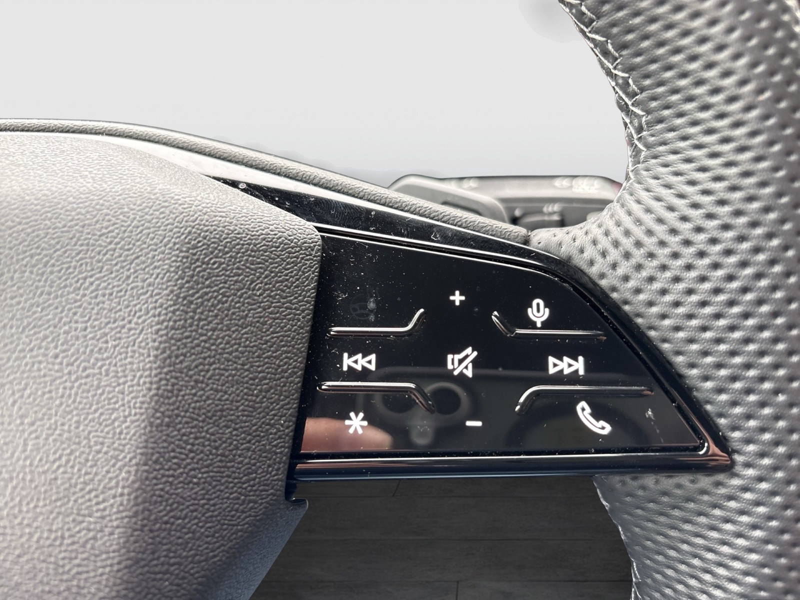 Audi A6 e-tron Avant performance S LINE LUFTFAHRWERK