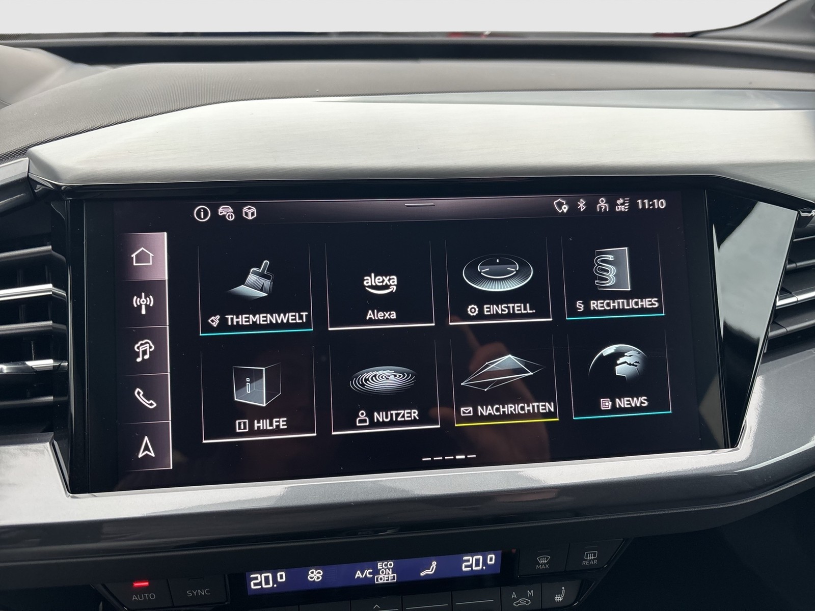 Audi Q4 e-tron 45 S LINE BLACKPAK PANO CAM ACC LM21