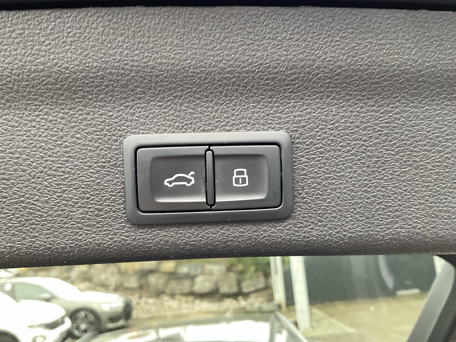 Audi A6 Avant 55 quattro HYBRID S LINE AHK CAM LM20