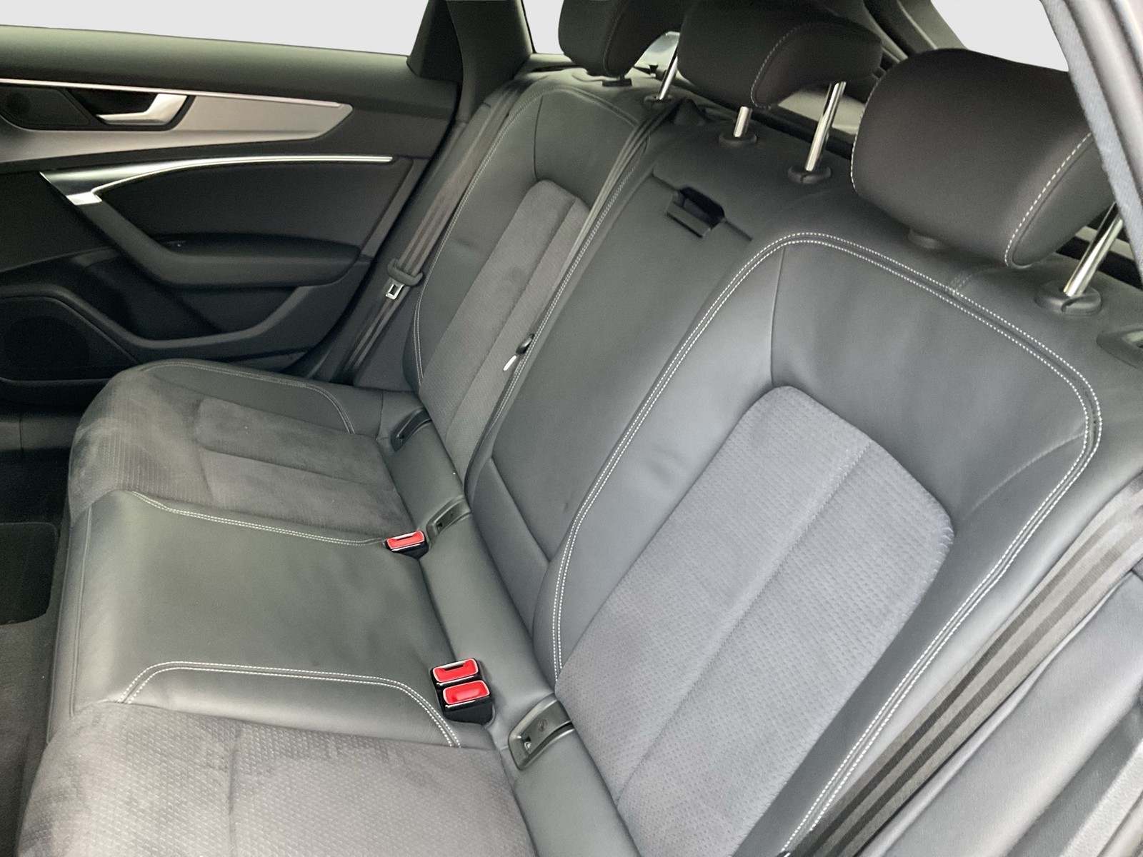 Audi A6 Avant 55 quattro HYBRID S LINE AHK CAM LM20