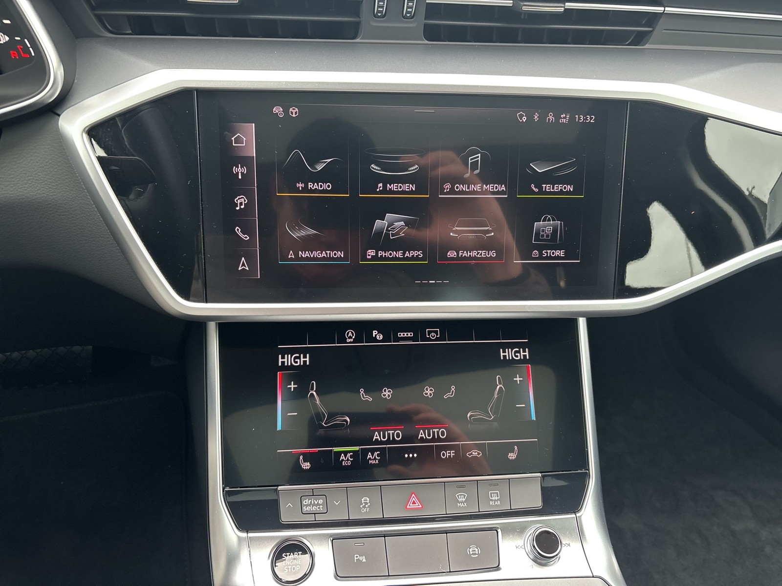 Audi A6 50 quattro advanced PANO ACC LM18 NAVI+