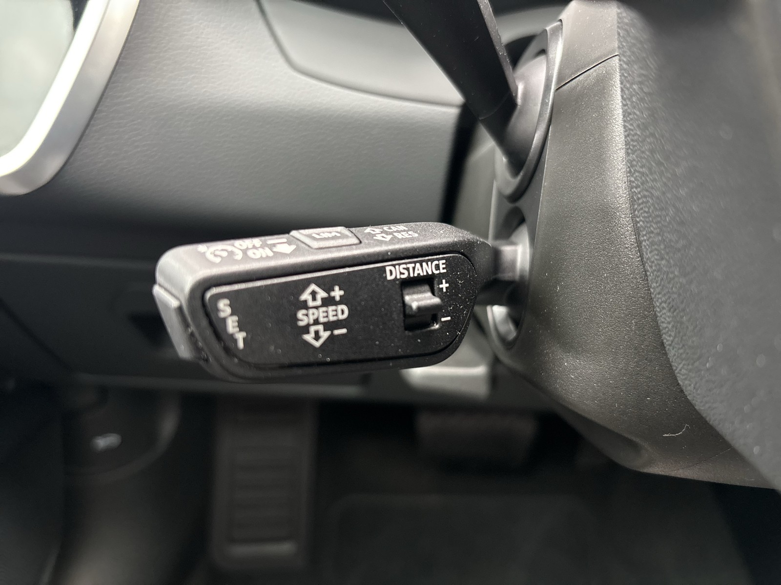 Audi A6 50 quattro advanced PANO ACC LM18 NAVI+