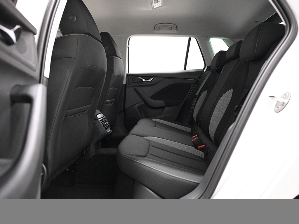 Skoda Kamiq 1.5TSI DSG Balance AHK ACC NAV RFK SHZ PDC