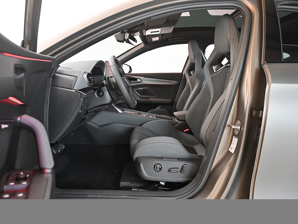 Cupra Formentor 2.5 VZ5 4DRIVE eSITZE PANO MATRIXLED