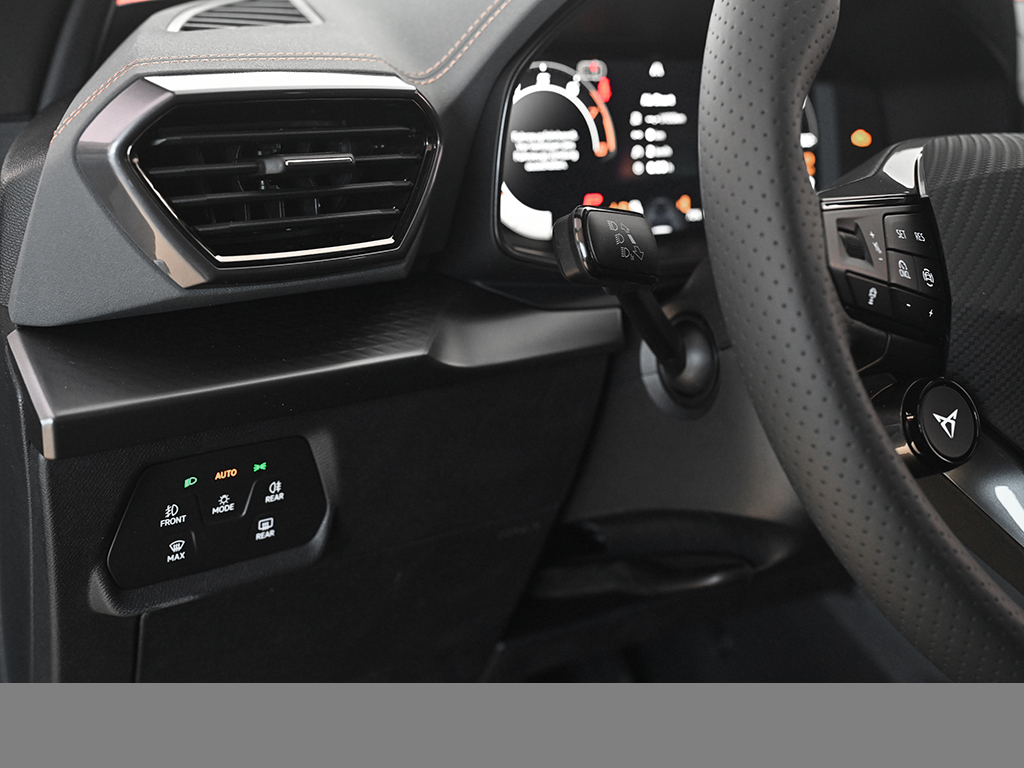 Cupra Formentor 2.5 VZ5 4DRIVE eSITZE PANO MATRIXLED