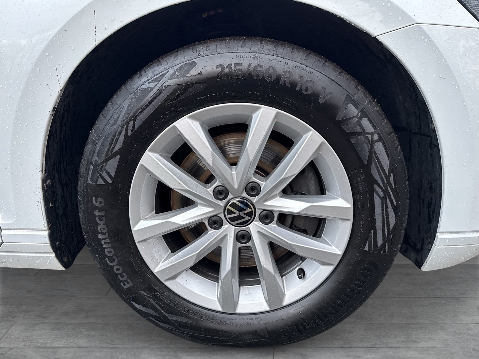 Volkswagen Passat Variant 1.5 BUSINESS CAM ACC NAVI SITZHZ.