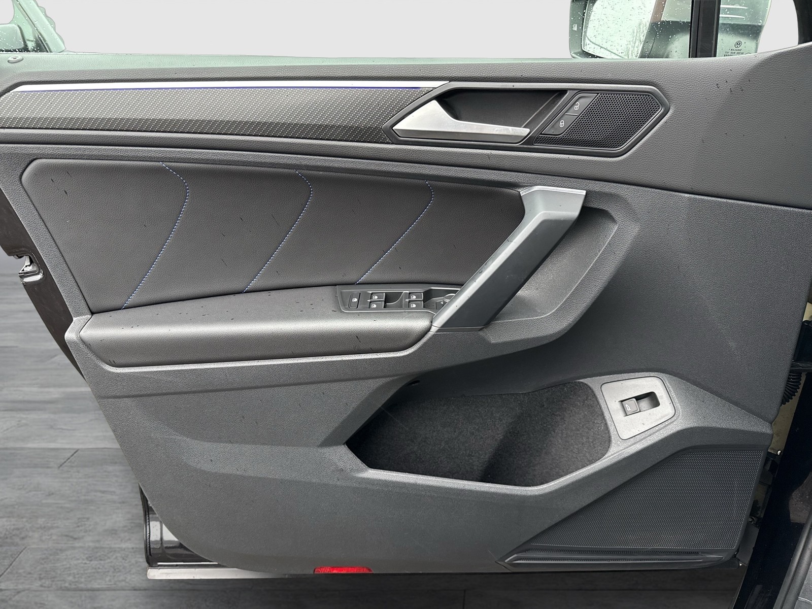 Volkswagen Tiguan 2.0 R 4X4 LEDER 360°CAM ACC LM20 NAVI