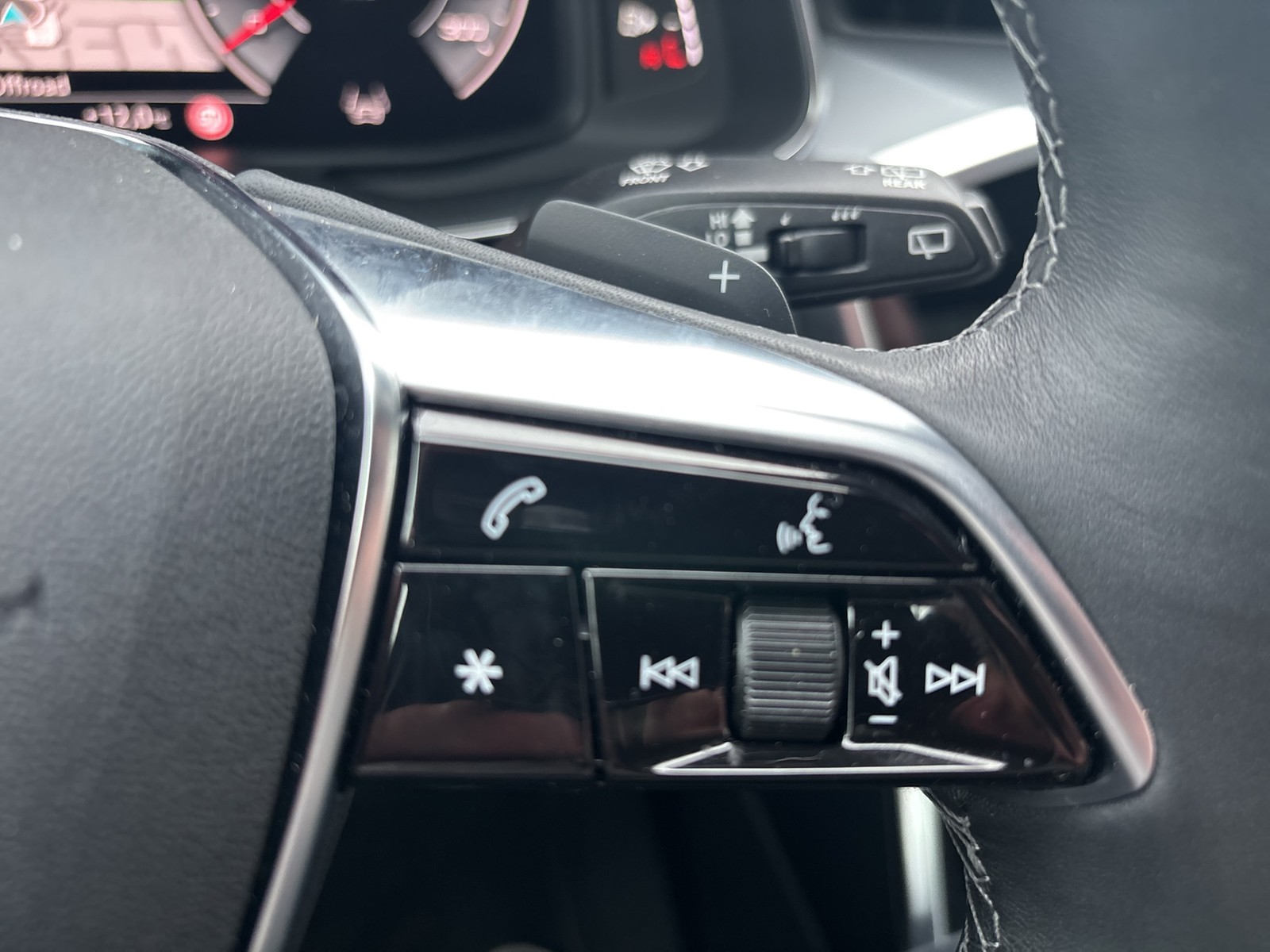 Audi A6 Avant 45 quattro advanced PANO AHK NAVI CAM