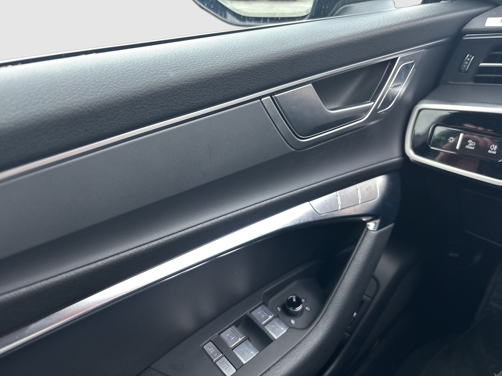 Audi A6 Avant 45 quattro advanced PANO AHK NAVI CAM