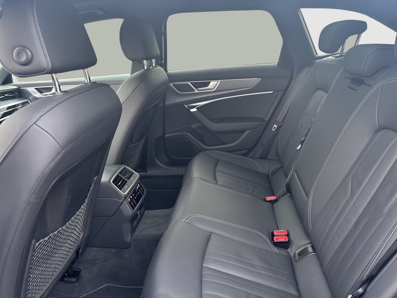 Audi A6 Avant 45 quattro advanced PANO AHK NAVI CAM