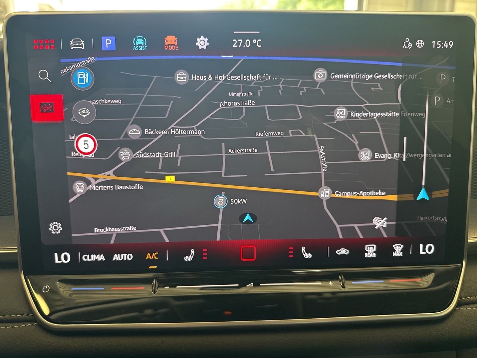 Volkswagen Tayron 1.5 eTSI LIFE 7SITZE 360CAM ACC LM18 NAVI