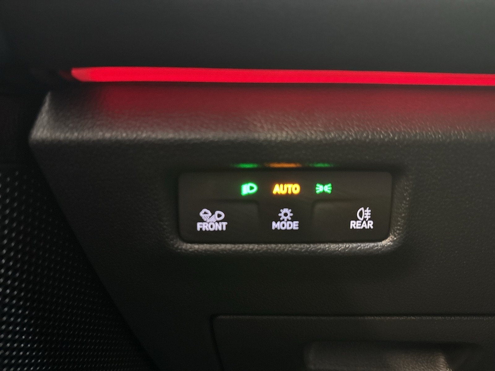 Volkswagen Tayron 1.5 eTSI LIFE 7SITZE 360CAM ACC LM18 NAVI
