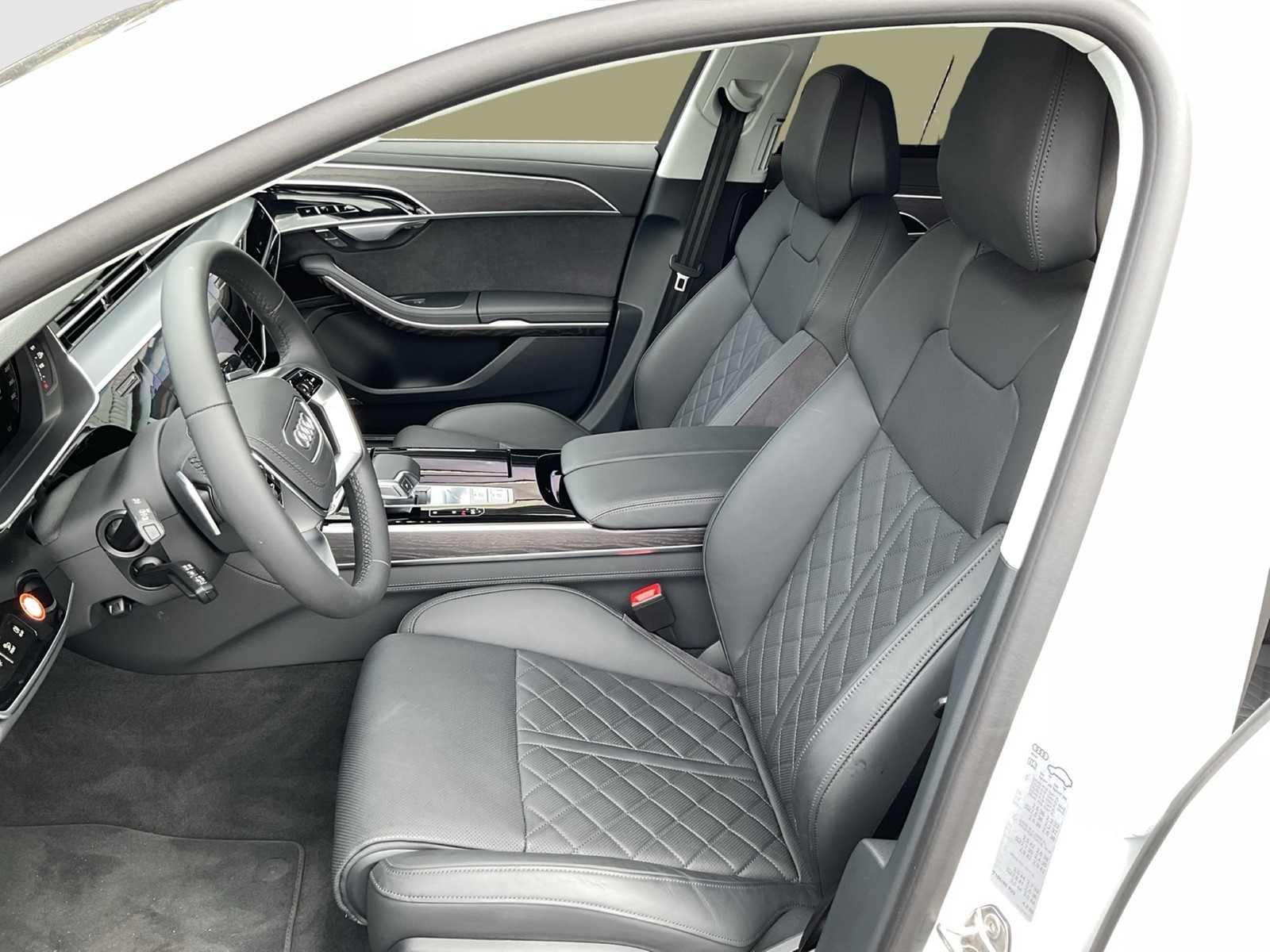 Audi A8 50 quattro S LINE STANDHZ. B&O 360°CAM LM20