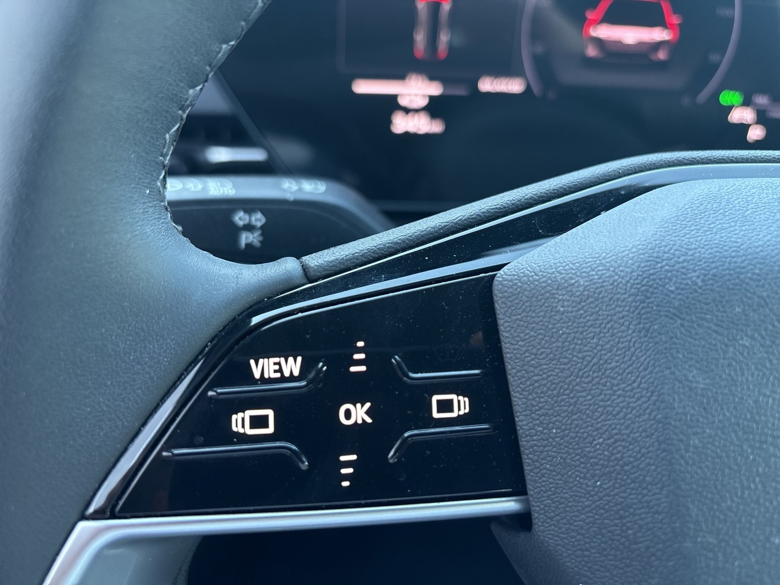 Audi A6 e-tron Avant performance advanced CAM LM19