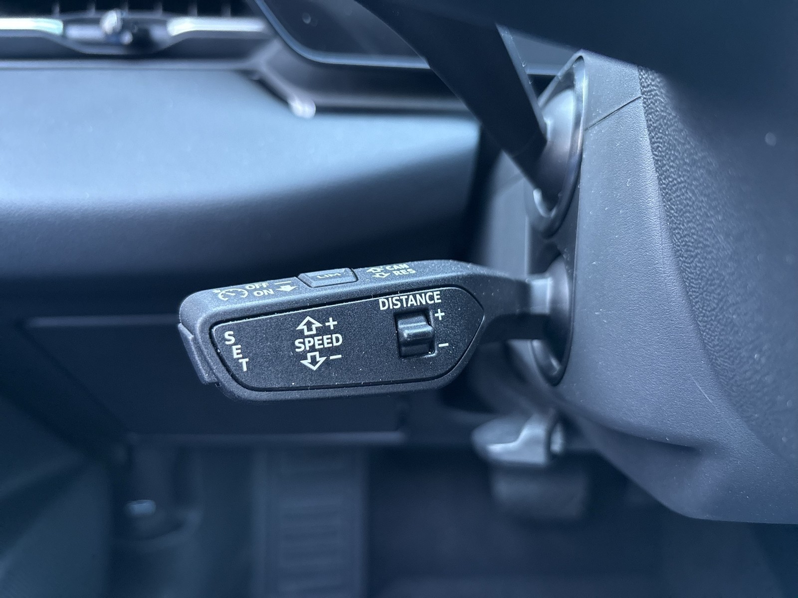 Audi A6 e-tron Avant performance advanced CAM LM19