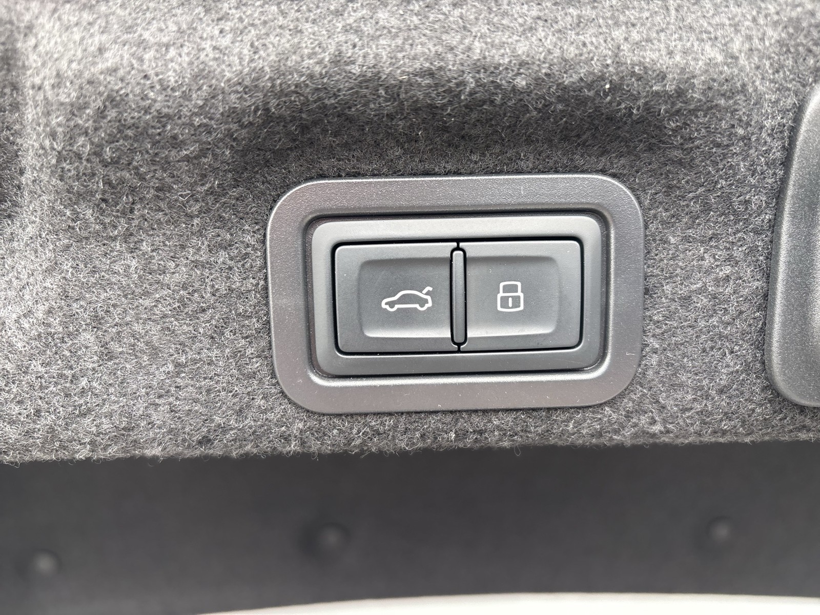 Audi A6 quattro S LINE B&O AHK 360CAM ACC HEADUP LM19