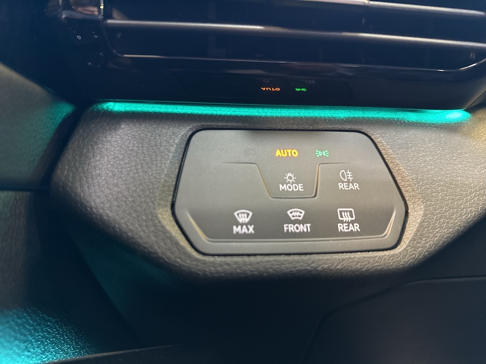 Volkswagen ID.4 Pure CAM ACC LM19 NAVI CARPLAY SITZHEIZUNG