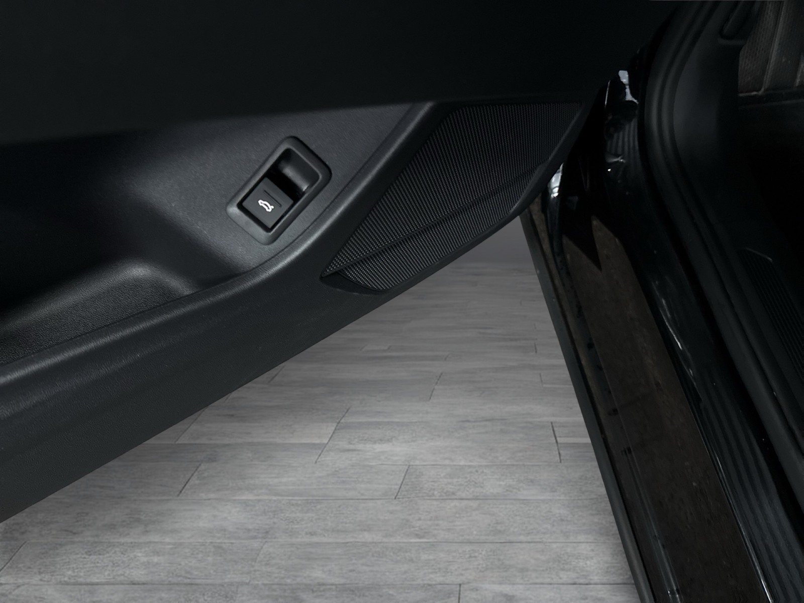 Audi Q4 e-tron Sportback 40 NAVI SITZHEIZ KAMERA ALU20