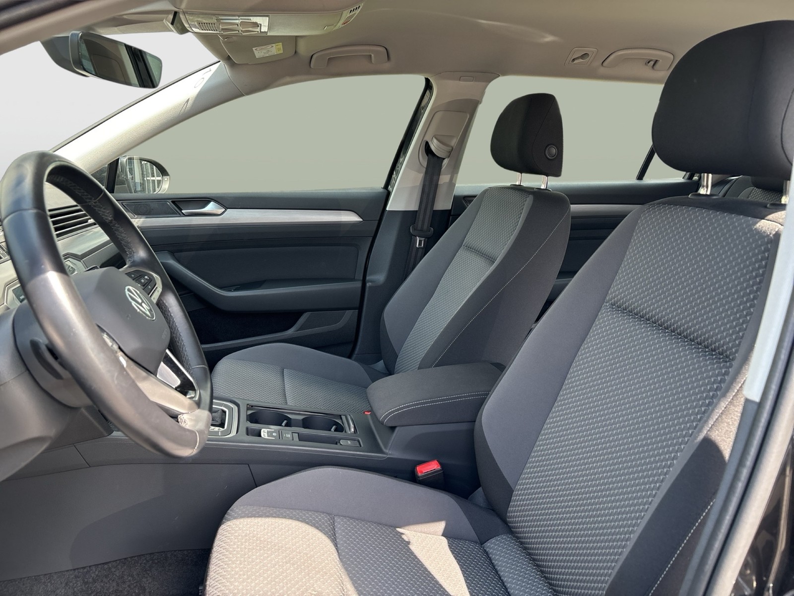 Volkswagen Passat Variant 1.5 CAM ACC NAVI CARPLAY SITZHEIZ