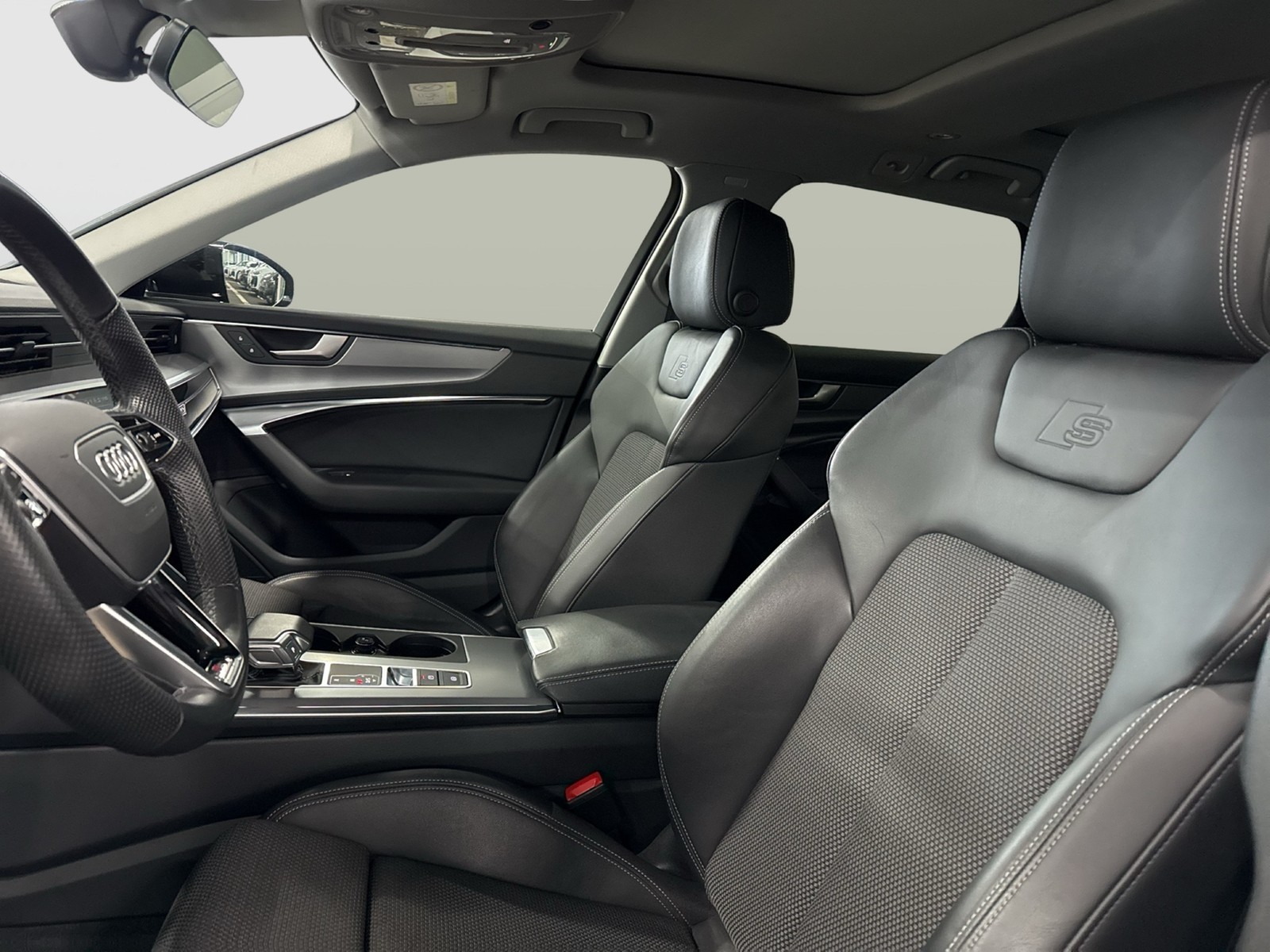 Audi A6 Avant 55 TFSI e quattro sport