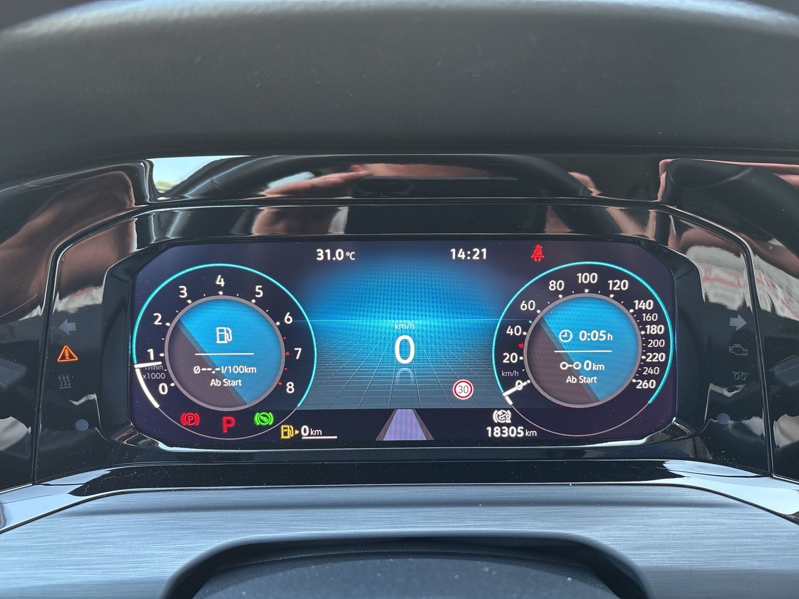 Volkswagen Golf VIII 1.5 eTSI STYLE CAM ACC LM18 NAVI LED+