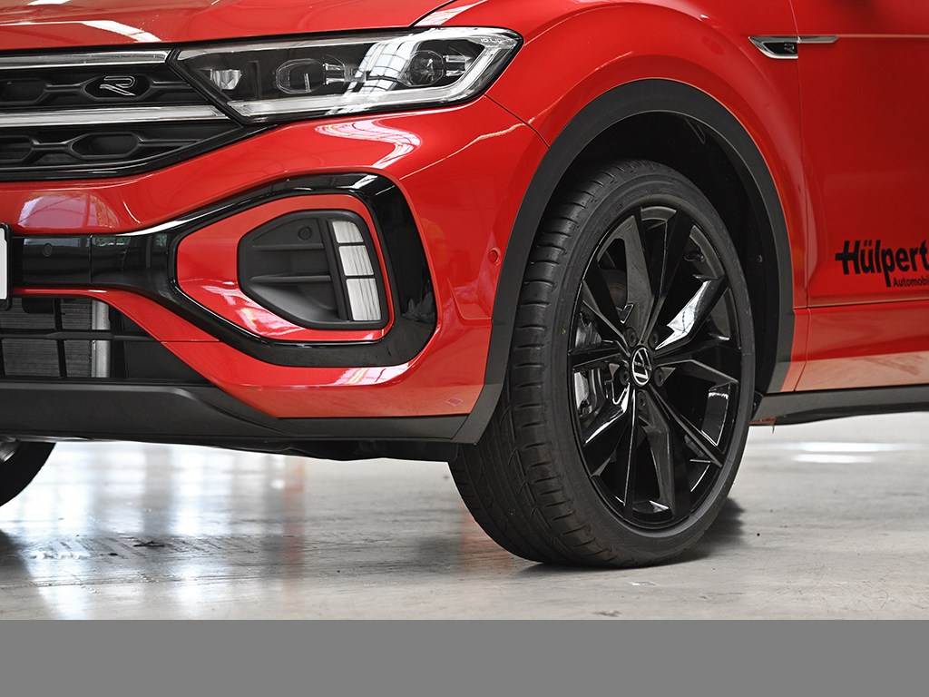 Volkswagen T-Roc 1.5 R-LINE DSG BLACKSTYLE MATRIX-LED LM19 AHK