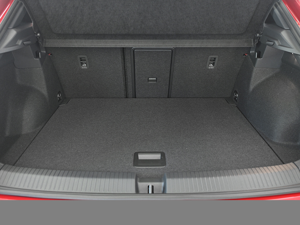 Volkswagen T-Roc 1.5 R-LINE DSG BLACKSTYLE MATRIX-LED LM19 AHK