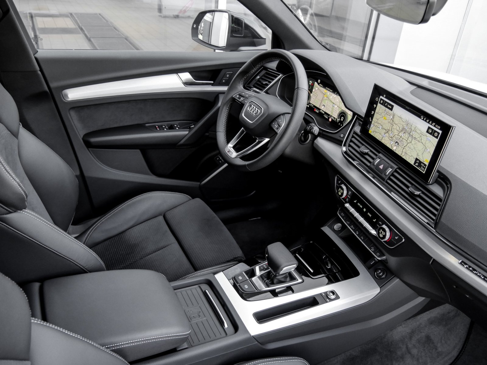 Audi Q5 Sportback 55 quattro HYBRID S LINE AHK LM20